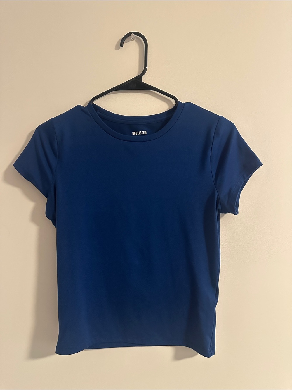 Hollister Women's Royal Blue Short Sleeve Crew Tee